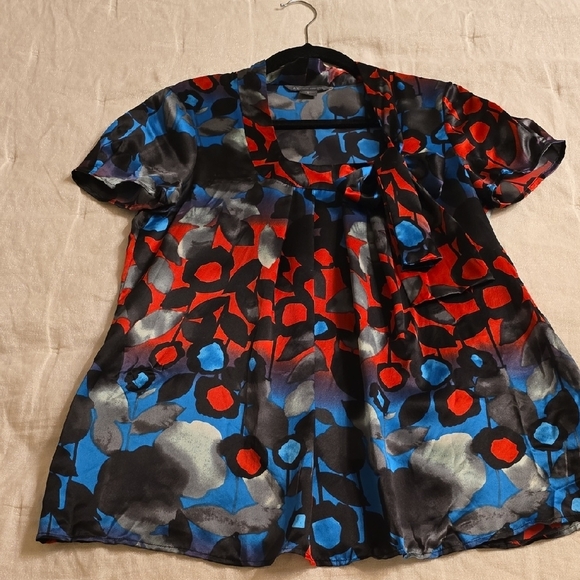 A/X Armani Exchange Silk Red and Blue Patterned Blouse - Picture 7 of 15